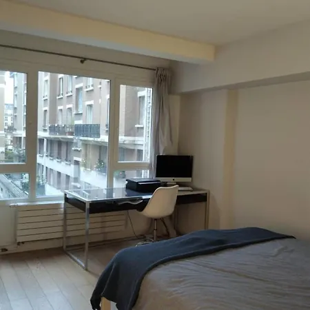 Appartement Beautiful T3 With Balcony - Near Parc Monceau *